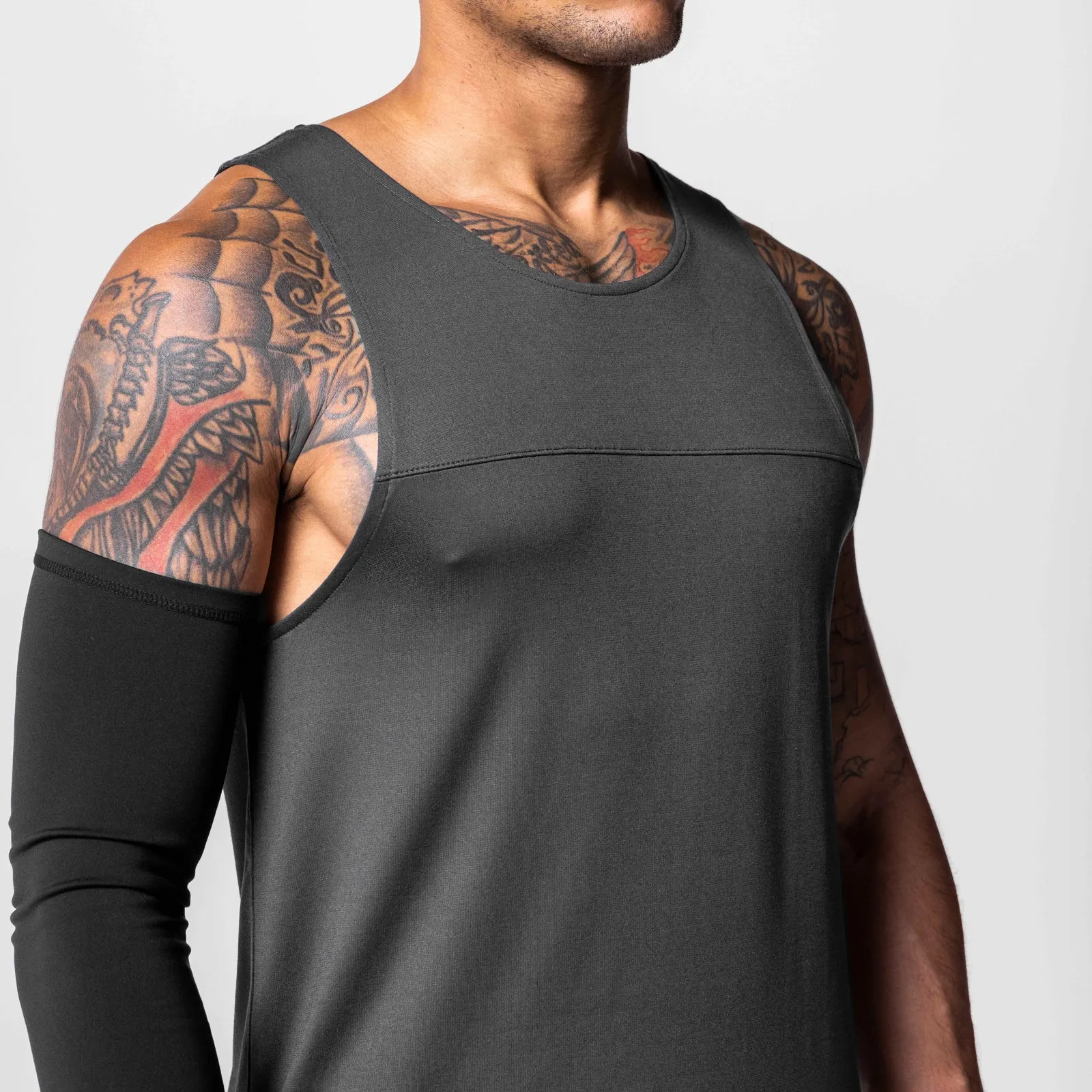 0644. Core Vented Tank - Space Grey