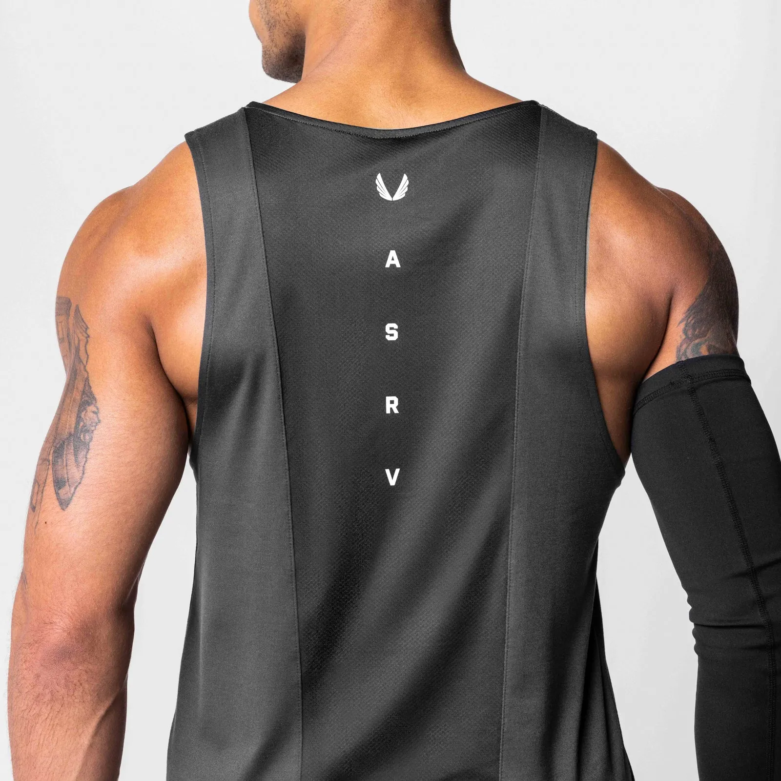 0644. Core Vented Tank - Space Grey