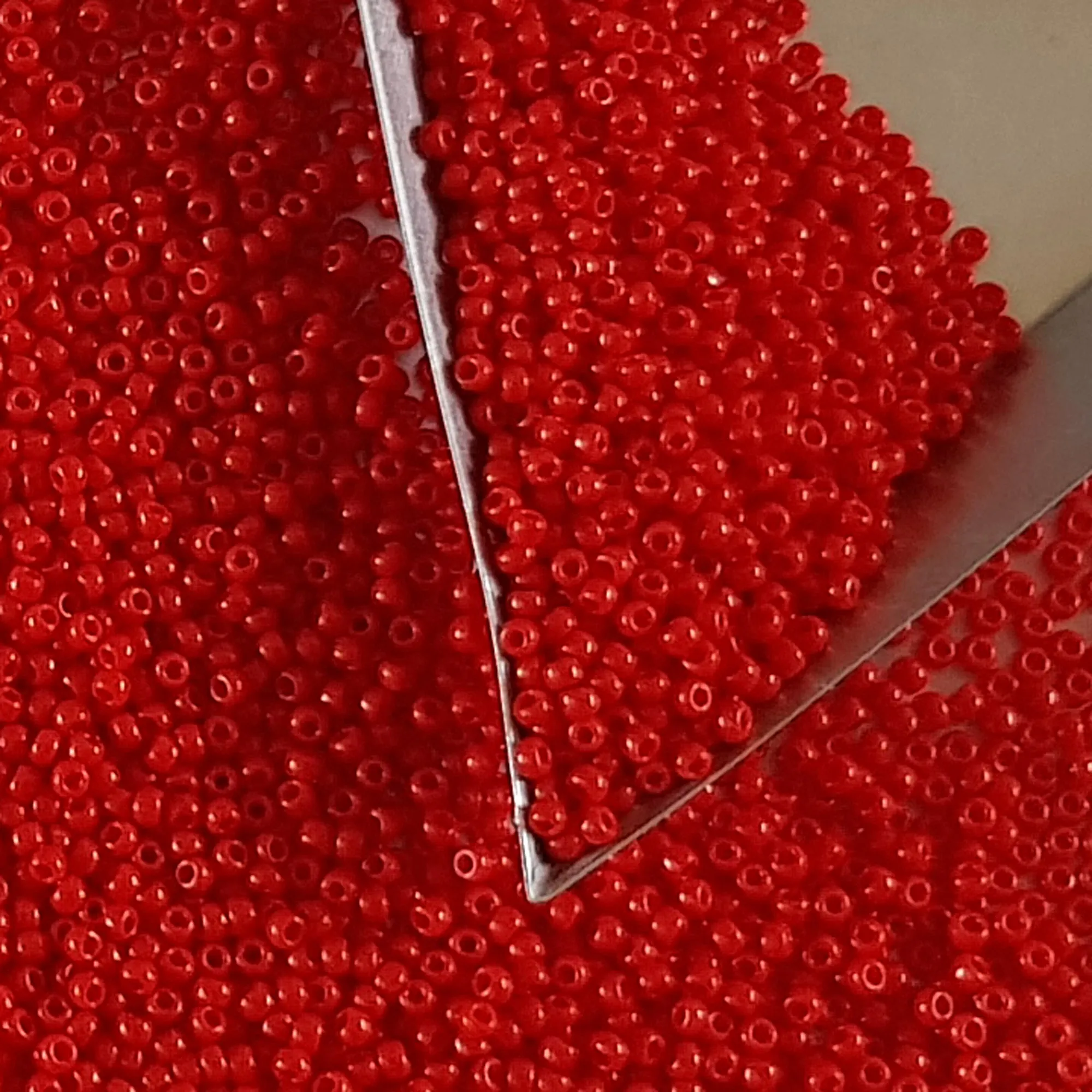 11/0 TR-45A Cherry Opaque 10g/30g Round Toho Seed Beads | Beading Supply