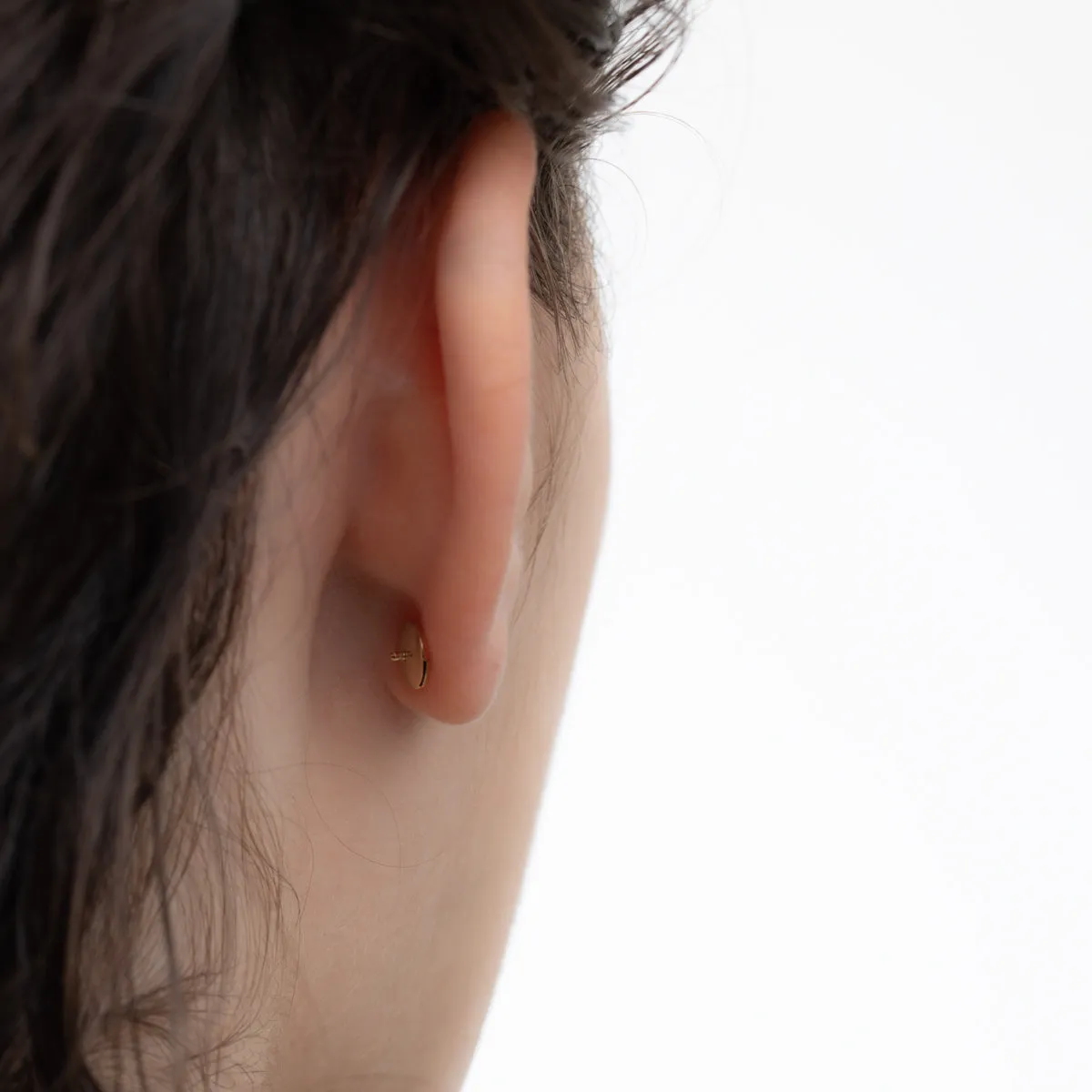 18k "Bird of Paradise" Double Stone Earring White and Black Diamond