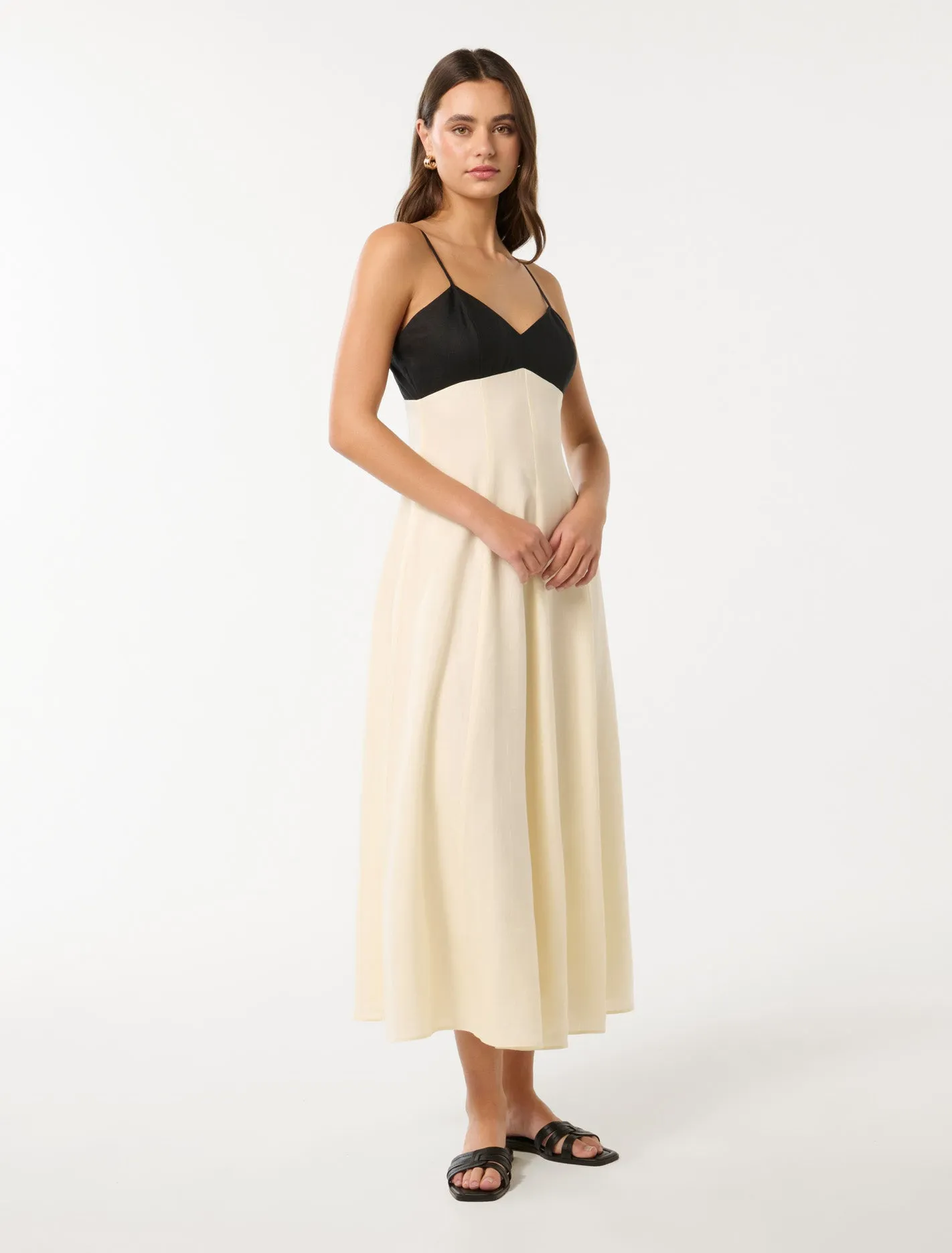 Ada Contrast Linen Midi Dress