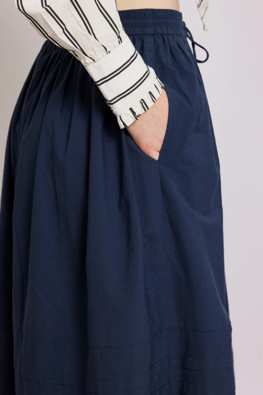 kelsey midi skirt - navy