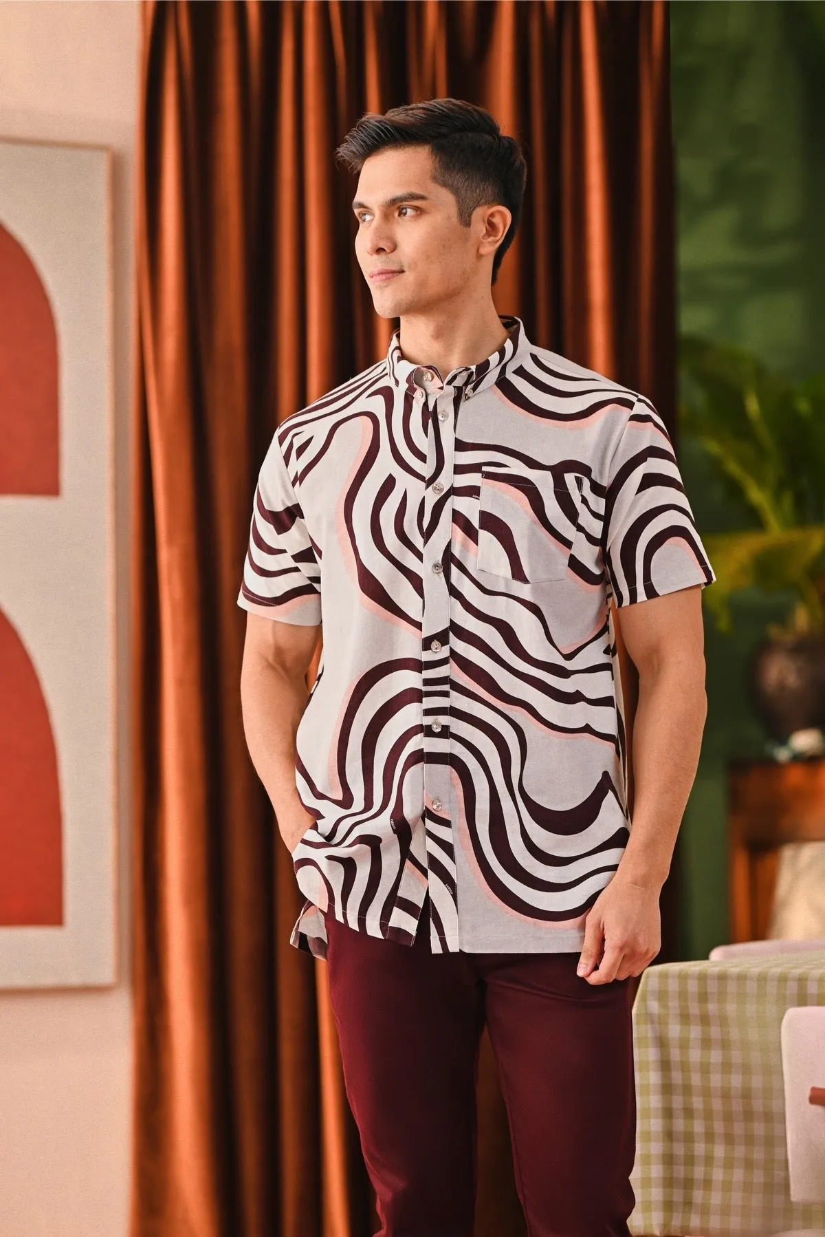 The Capai Men Batik Shirt - Wanderlust