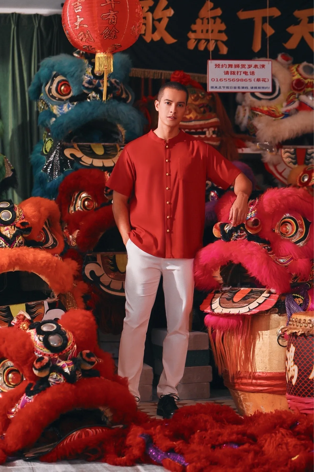 The Chinatown Men Mandarin Shirt - Crimson Red