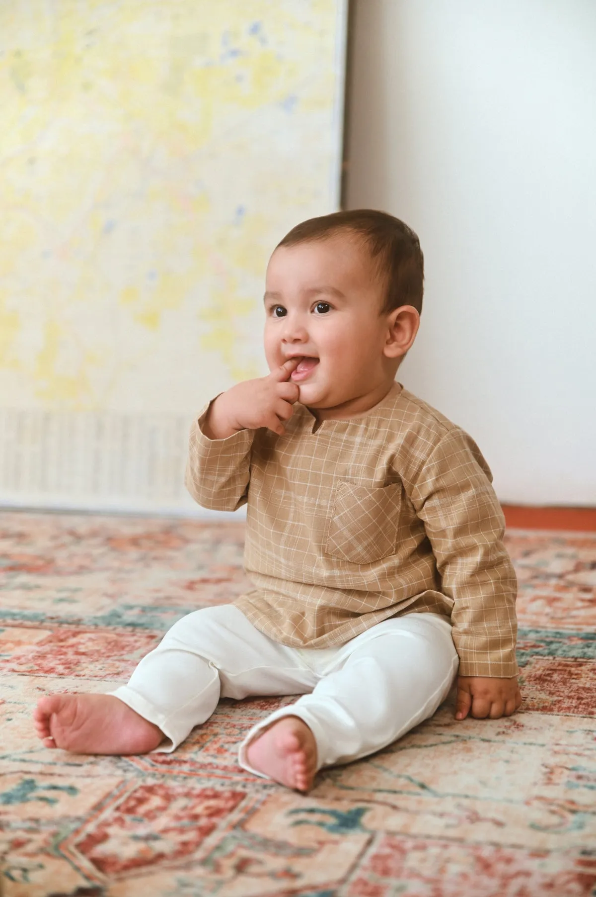 The Dulu Kita Babies Kurta - Kita Khaki Checked