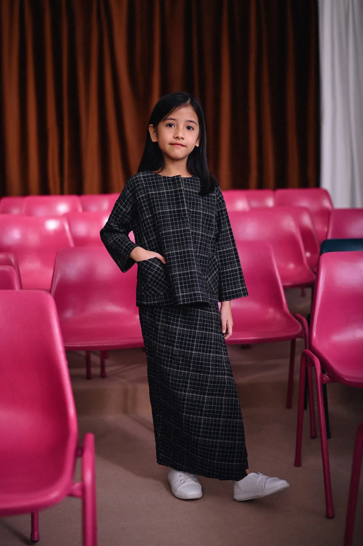 The Dulu Kita Placket Blouse - Kita Black Checked